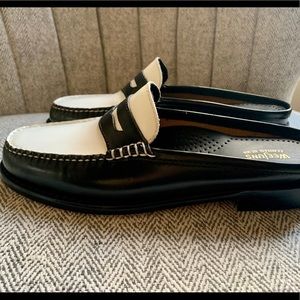 G. H. Bass Weejuns Slip on Loafers. Reposhing just never wore. Extremely cute.